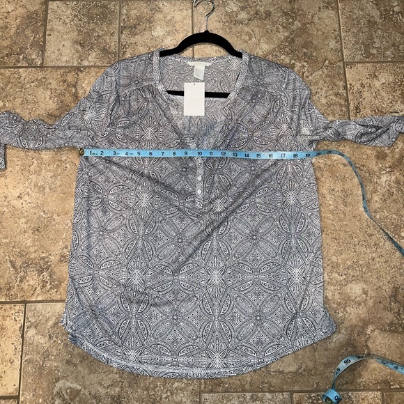 H&M top with 3/4 sleeves - Picture 6 of 8